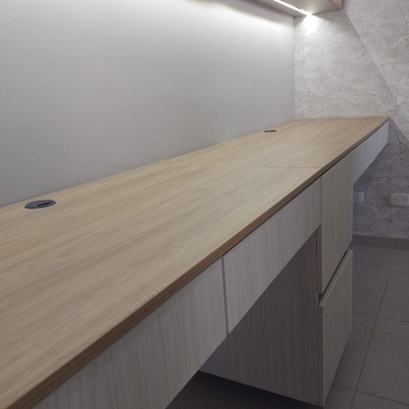 escritorio-trivenza-moderno